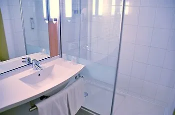 ***  Ibis Marseille Timone Hotel France